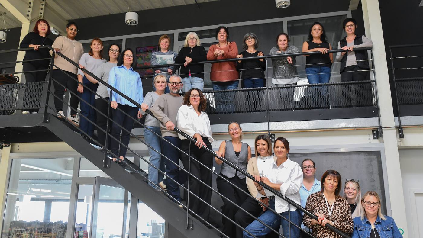 L'équipe Servistyl Production dans l'atelier